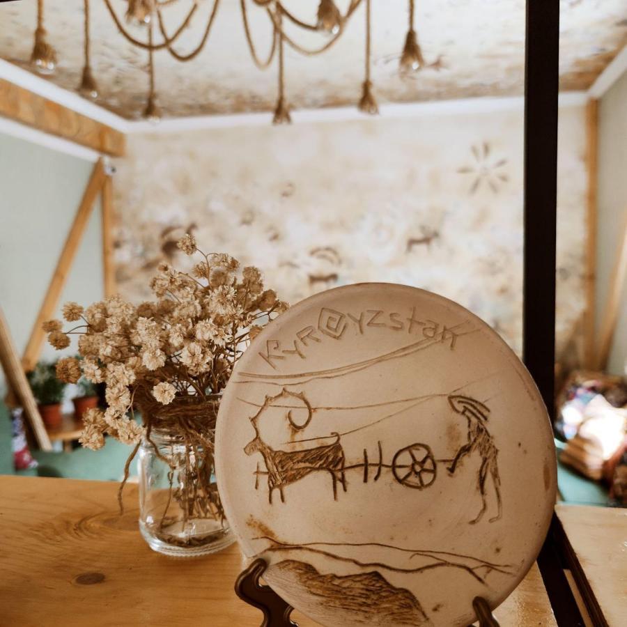 Silkroad Guesthouse Bishkek Exterior photo