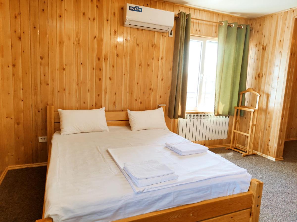 Silkroad Guesthouse Bishkek Exterior photo