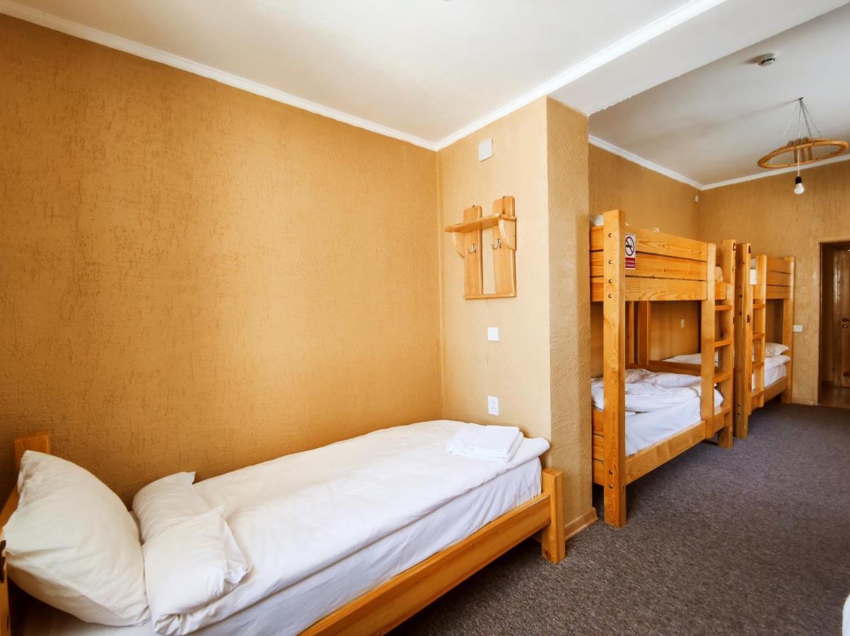 Silkroad Guesthouse Bishkek Exterior photo